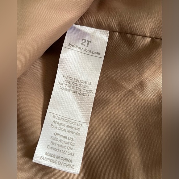 Charlie Paige Girl’s Faux Fur Vest, 1-Button Closure, 100% Polyester; Size 2T - Picture 5 of 8